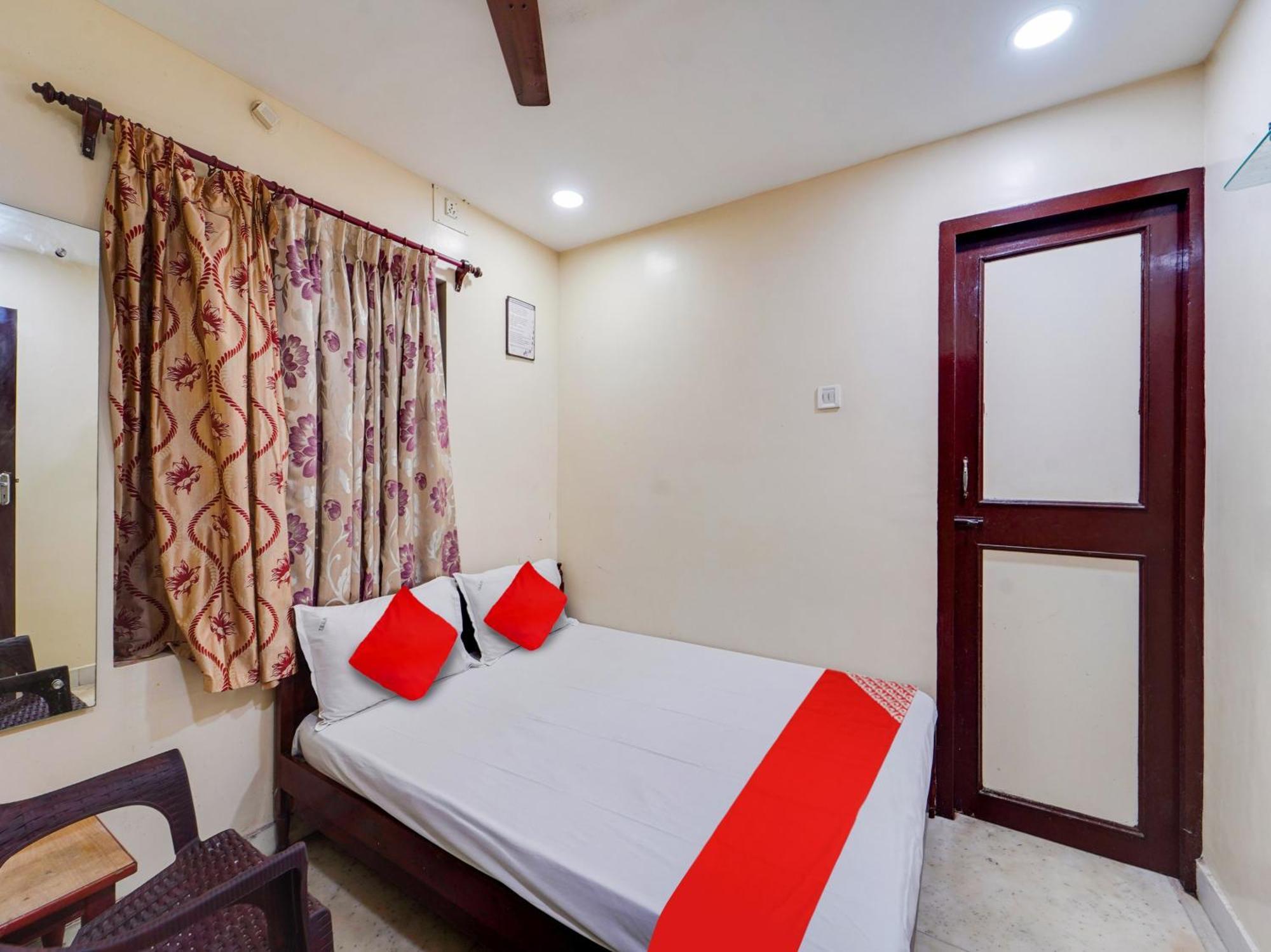 Thangam Balaji Guest House Madras Buitenkant foto